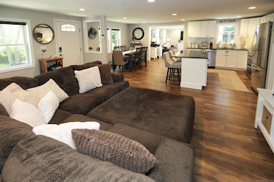 Great entertaining space!