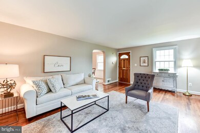 2802 King St, Alexandria, VA 22302 - photo 3