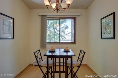 Dining Room/Breakfast Nook