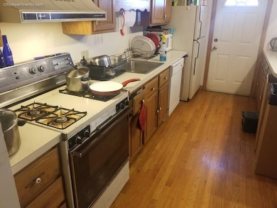 117 Sciarappa St unit 1, Cambridge, MA 02141 - photo 4