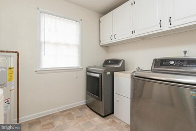 9775 Elm Ln, La Plata, MD 20646 - photo 5