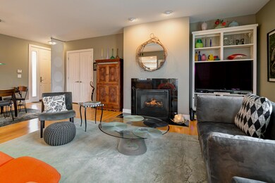 883 s Pearl-11