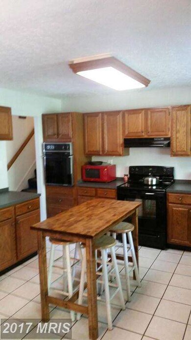 30101 Broken Arrow Ln, Mechanicsville, MD 20659 - photo 4