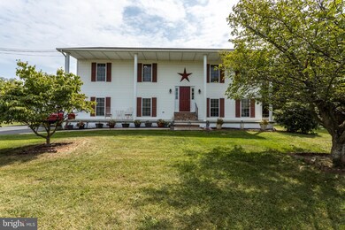 378 Willis Dr, Bunker Hill, WV 25413 - photo 2