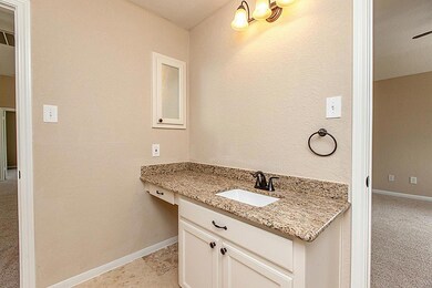 907 Middlecreek St, Friendswood, TX 77546 - photo 6