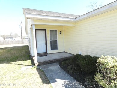 110 Highland Ct, Jacksonville, NC 28540 - photo 2