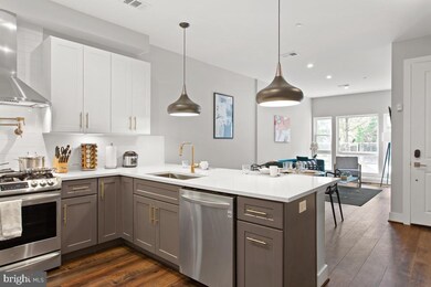 815 7th St NE unit 1, Washington, DC 20002 - photo 2