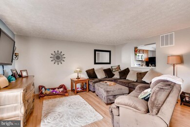 959 N Angel Valley Ct, Edgewood, MD 21040 - photo 6