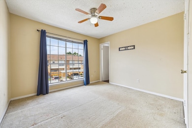 Secondary bedroom