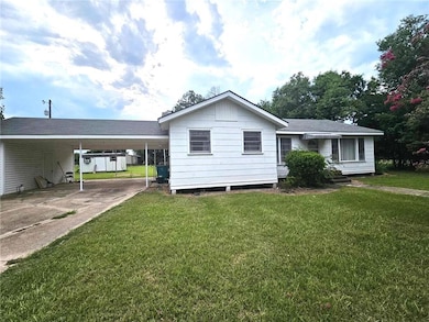 19214 Hwy 124 S None, Jonesville, LA 71343 - photo 2