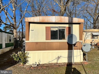 6672 Black Horse Pike unit 8, Egg Harbor Township, NJ 08234 - photo 3