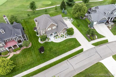 6-web-or-mls-4503-grand-point