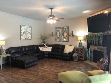 2708 SE 6th St, Moore, OK 73160 - photo 5