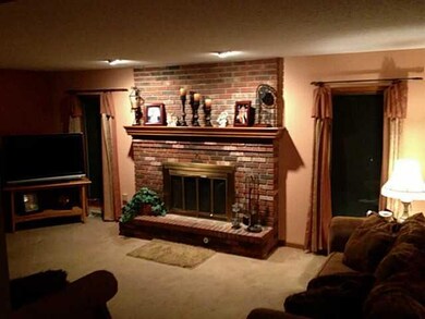 892 Thomas Fox Dr W, North Tonawanda, NY 14120 - photo 6