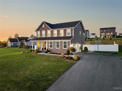 5546 Rolling Meadows Way, Camillus, NY 13031 - photo 2