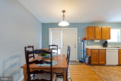 9340 Sea Oat Ct, North Beach, MD 20714 - photo 6