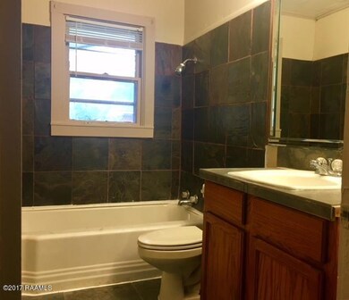 Kris Bathroom
