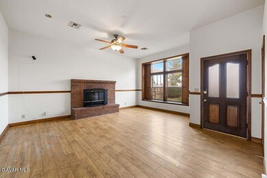 6818 W Avenue A 2, Lancaster, CA 93536 - photo 5