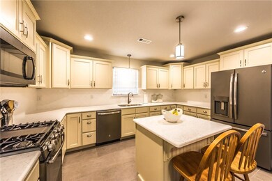 1241 Silver Oak St, Elkins, AR 72727 - photo 7