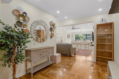 620 W 239th St unit 2C, Bronx, NY 10463 - photo 4