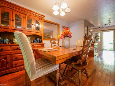 583 Maple Ave, Sheffield Lake, OH 44054 - photo 6