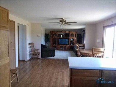 21565 W Trowbridge Rd, Martin, OH 43445 - photo 7