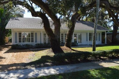 746 Azalea Ln, Vero Beach, FL 32963 - photo 2