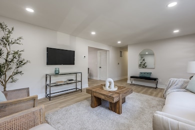 2421 Lockner Blvd, Joliet, IL 60431 - photo 7