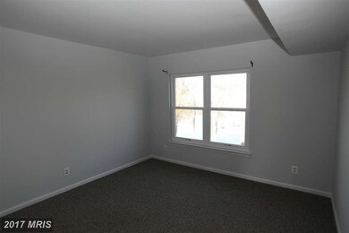 5839 Orchard Hill Ct, Clifton, VA 20124 - photo 5