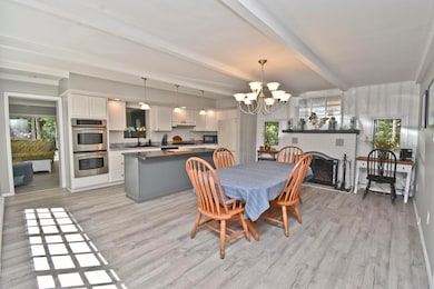 2 Kitchen (1)
