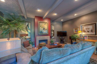 007_Living Room