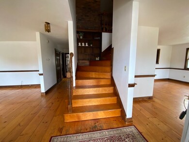 325 River St, Halifax, MA 02338 - photo 3