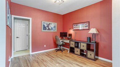 6915 61st St W, University Place, WA 98467 - photo 4