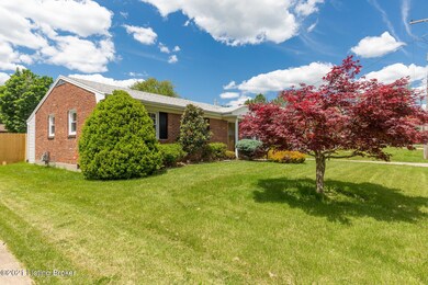 5504 Idlewood Ln, Louisville, KY 40291 - photo 3