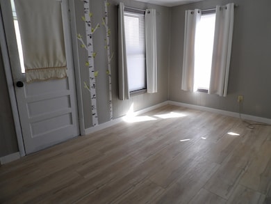 583 N Main St, Wallingford, VT 05773 - photo 6