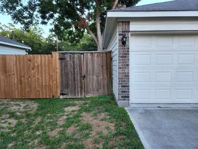 1413 5th St, Rosenberg, TX 77471 - photo 4