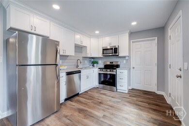 504 E Montgomery Cross Rd, Savannah, GA 31406 - photo 7