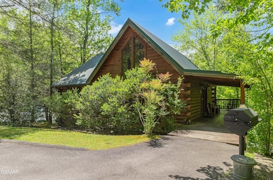 721 Poplar Falls-103
