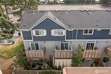 334 9th Ave SE unit 11, Puyallup, WA 98372 - photo 2