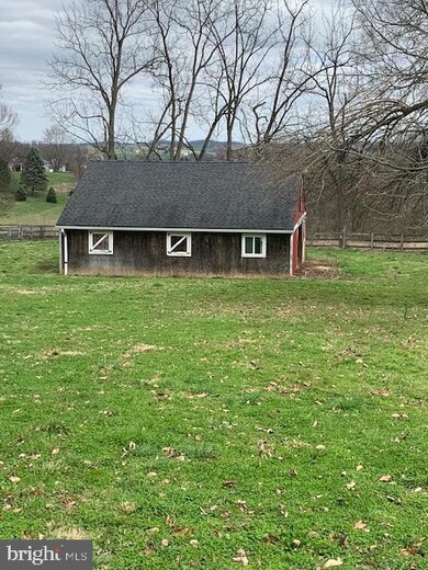 12031 Houck Rd, Union Bridge, MD 21791 - photo 7