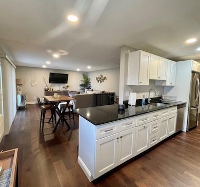 4162 Post Rd unit 3, East Greenwich, RI 02818 - photo 4