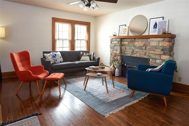 1344 42nd St, Des Moines, IA 50311 - photo 2