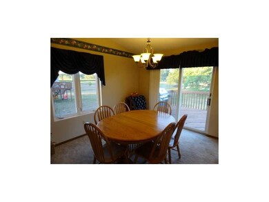Dining Area. DINING ROOM
