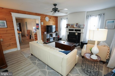 3181 Sackertown Rd, Crisfield, MD 21817 - photo 5