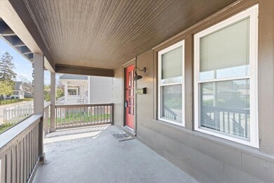 04-Front Porch