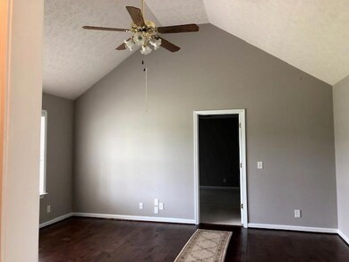 204 Graydon St, Shelbyville, TN 37160 - photo 6