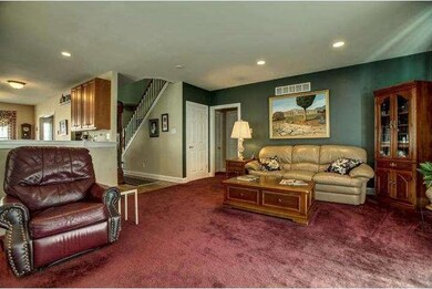 923 Emerald Downs, Garnet Valley, PA 19060 - photo 6