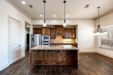 2718 Willow Ridge Cir, Granbury, TX 76049 - photo 5