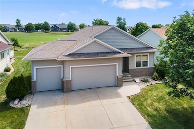 6485 Cakebread Ct - on #6 fairway at Hunters Ridge