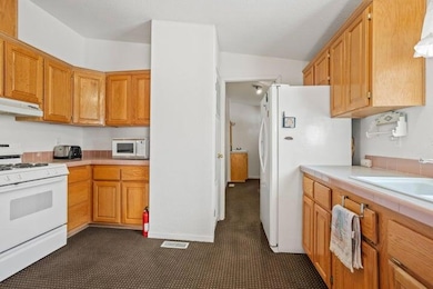 007. Kitchen View 3